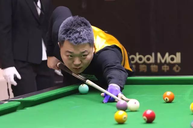 莫里斯的职 莫里斯的职