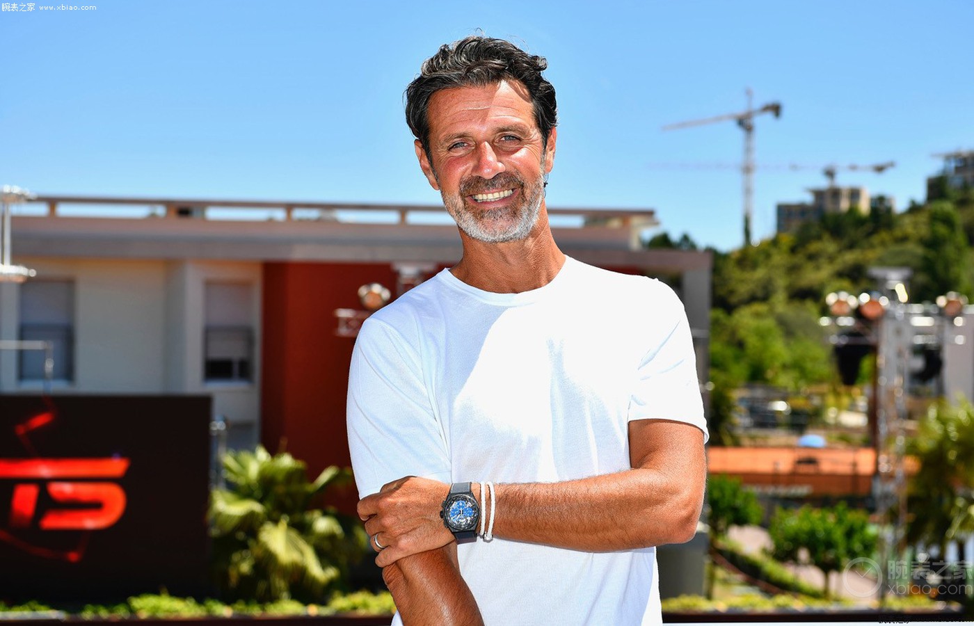 名市民在四 名市民在四